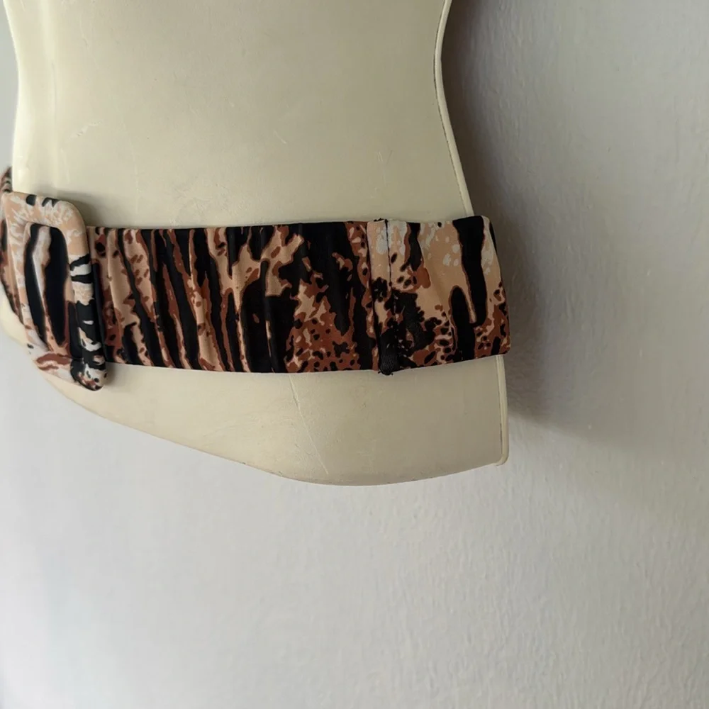 Brown leopard print elastic stretch waist belt size small/medium